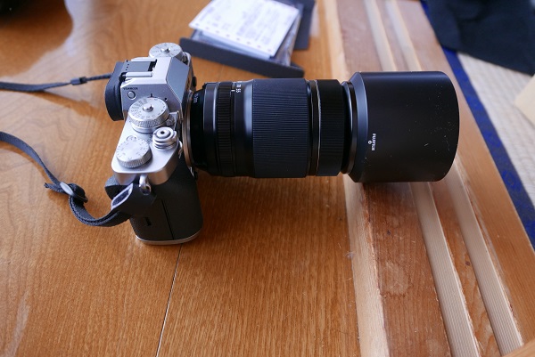 XF55-200mmF3.5-4.8をX-T3に装着した写真