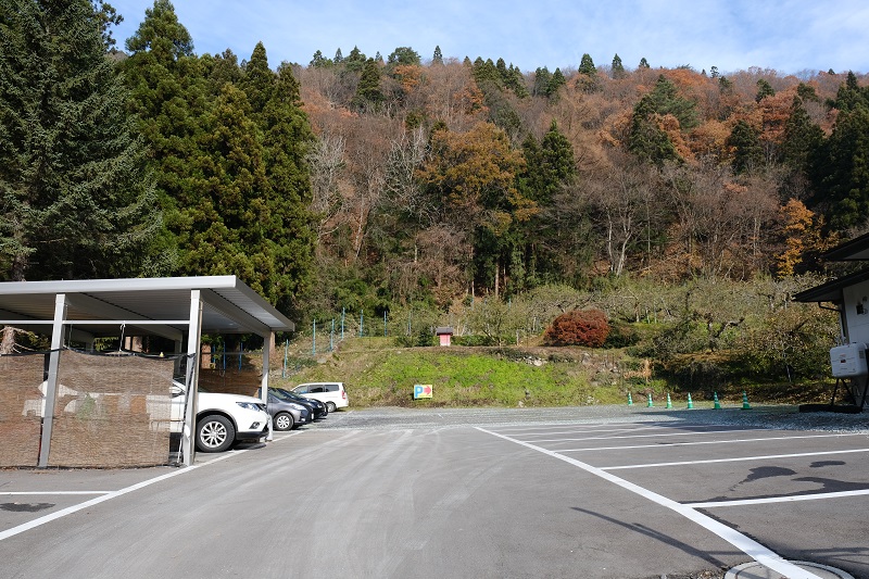 山寺立石寺の駐車場の風景写真