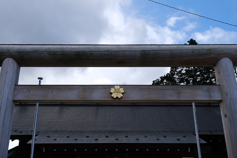 桜岡大神宮の境内の様子の写真